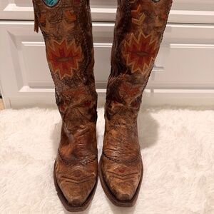 Corral boots